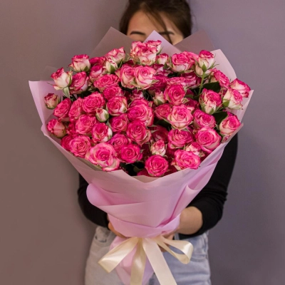 Букет «Розовый бум» – пышные кустовые розы в нежно-розовых тонах Еманжелинск Челябинская область
