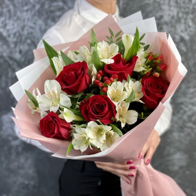 Букет «Нуар» – контраст страсти и нежности Еманжелинск Челябинская область