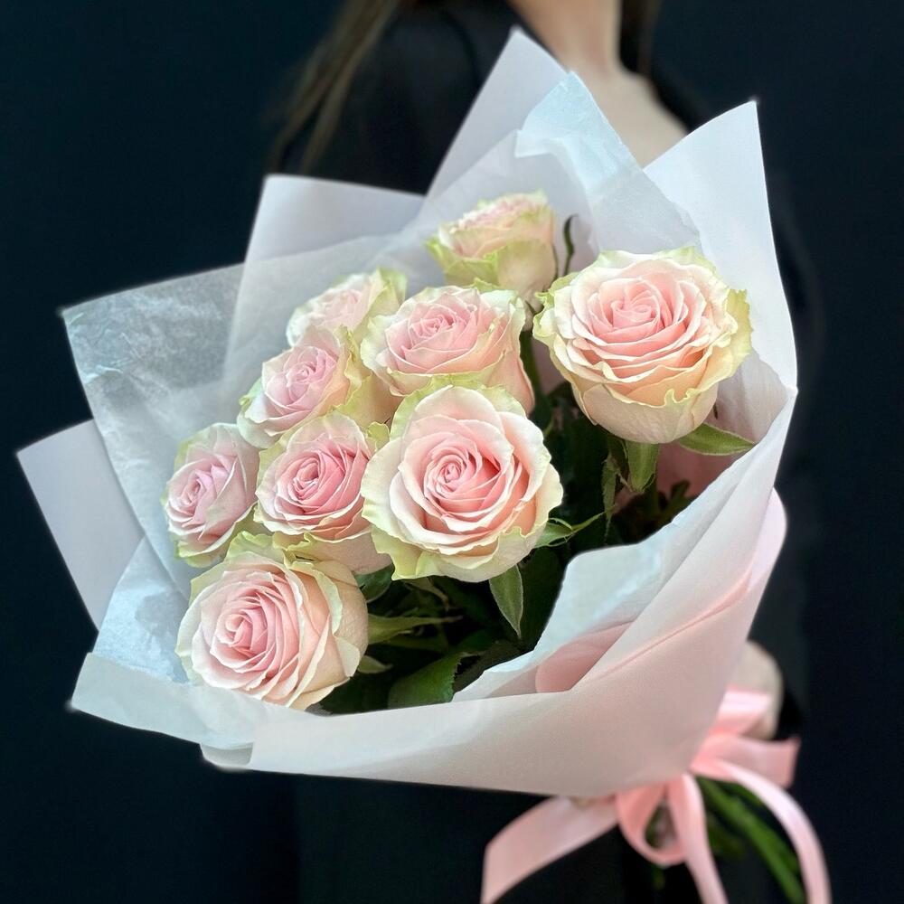 Букет из 9 розовых роз – нежность в каждом лепестке Еманжелинск Челябинская область