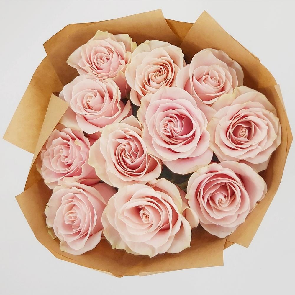Букет из 11 розовых роз – нежность в каждом лепестке Еманжелинск Челябинская область