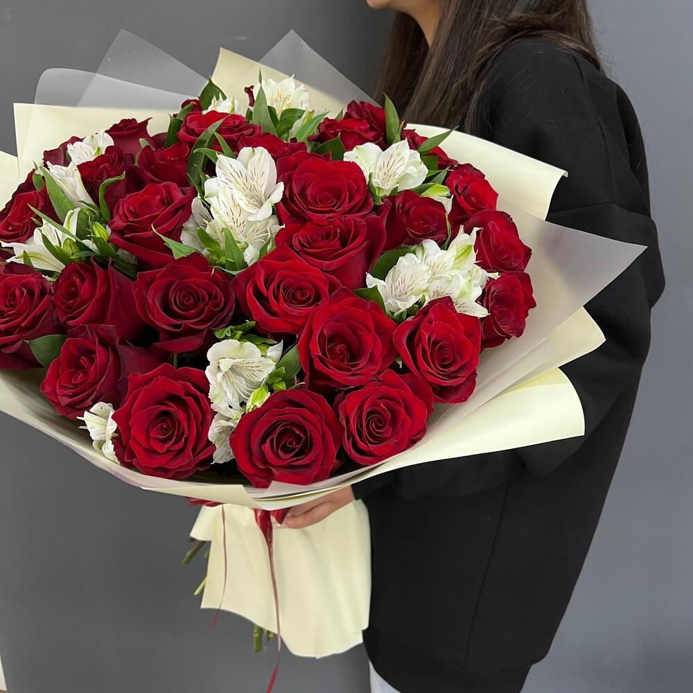 Букет «Танец любви» – гармония страсти и нежности в каждом лепестке Еманжелинск Челябинская область