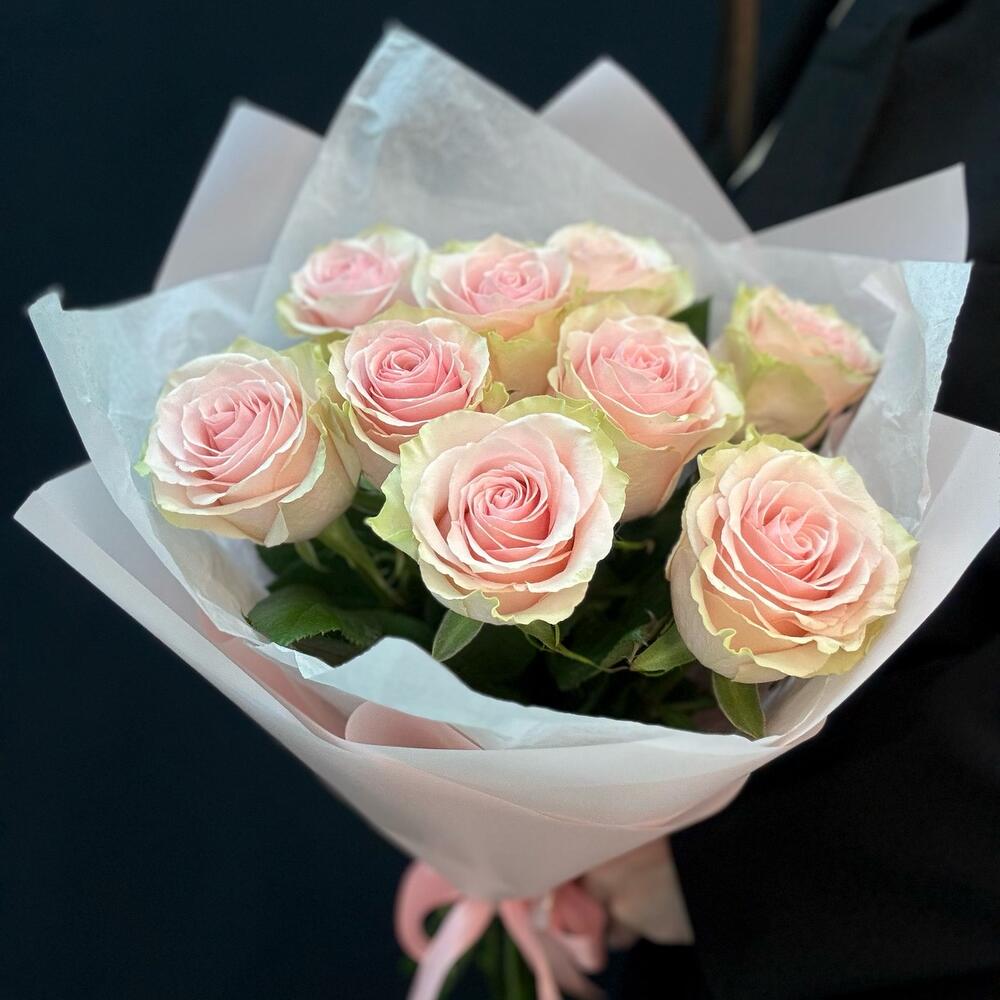 Букет из 9 розовых роз – нежность в каждом лепестке Еманжелинск Челябинская область